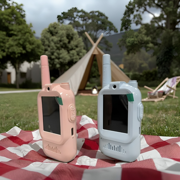 JuniorChat Video Walkie Talkies